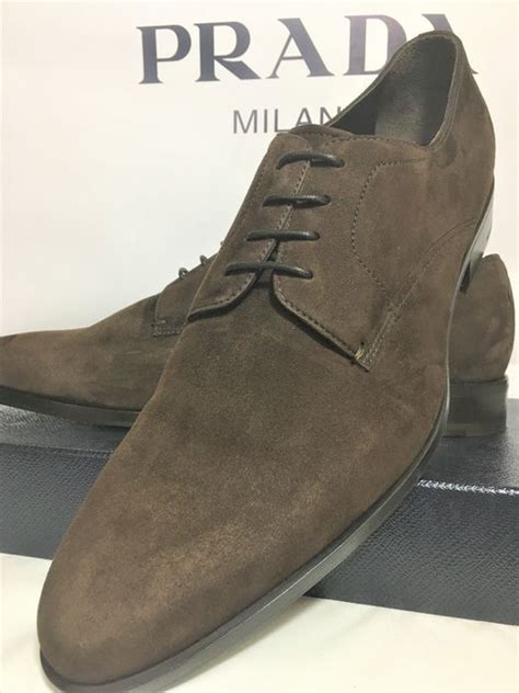 come vestono le scarpe prada uomo